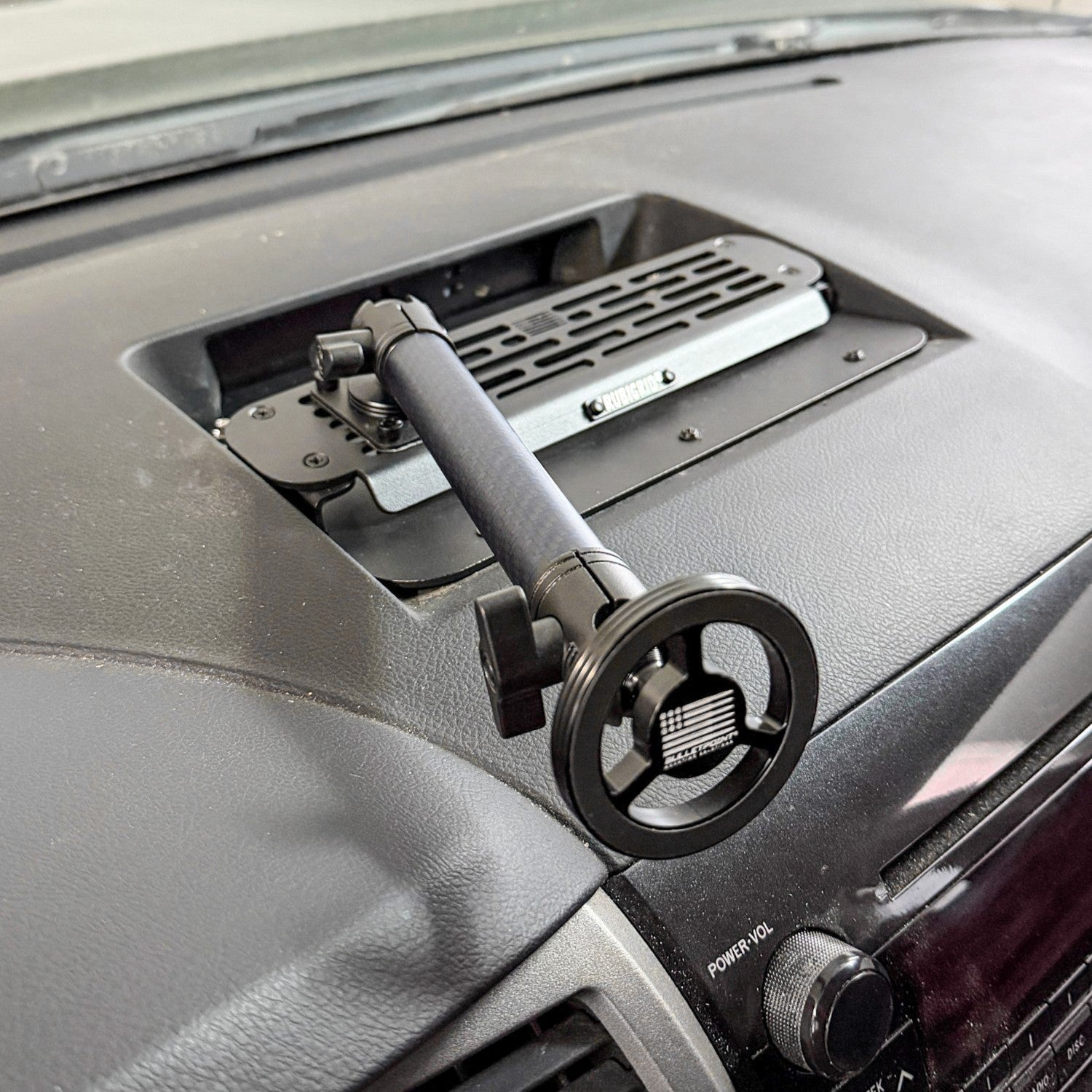 RubiGrid® 2007-2013 Toyota Tundra & 2008-2017 Sequoia Dash Mount Phone + Device Holder