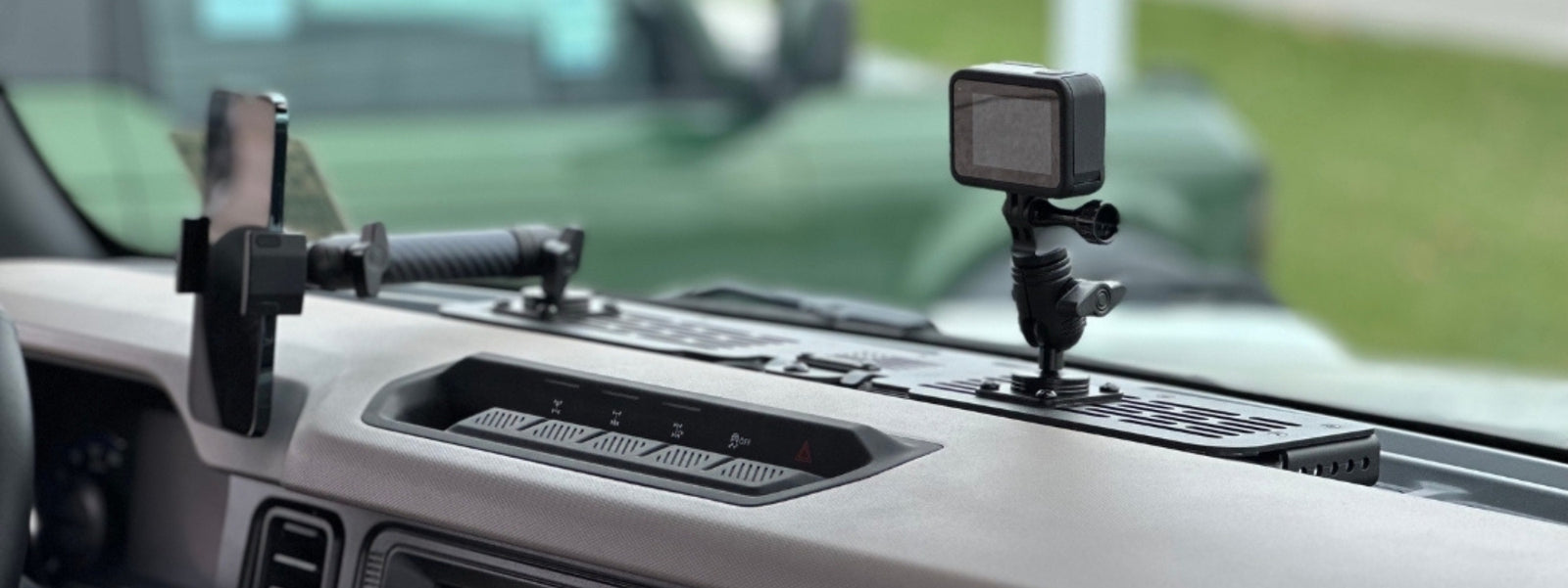 Ford RubiGrid® Dash Mounts