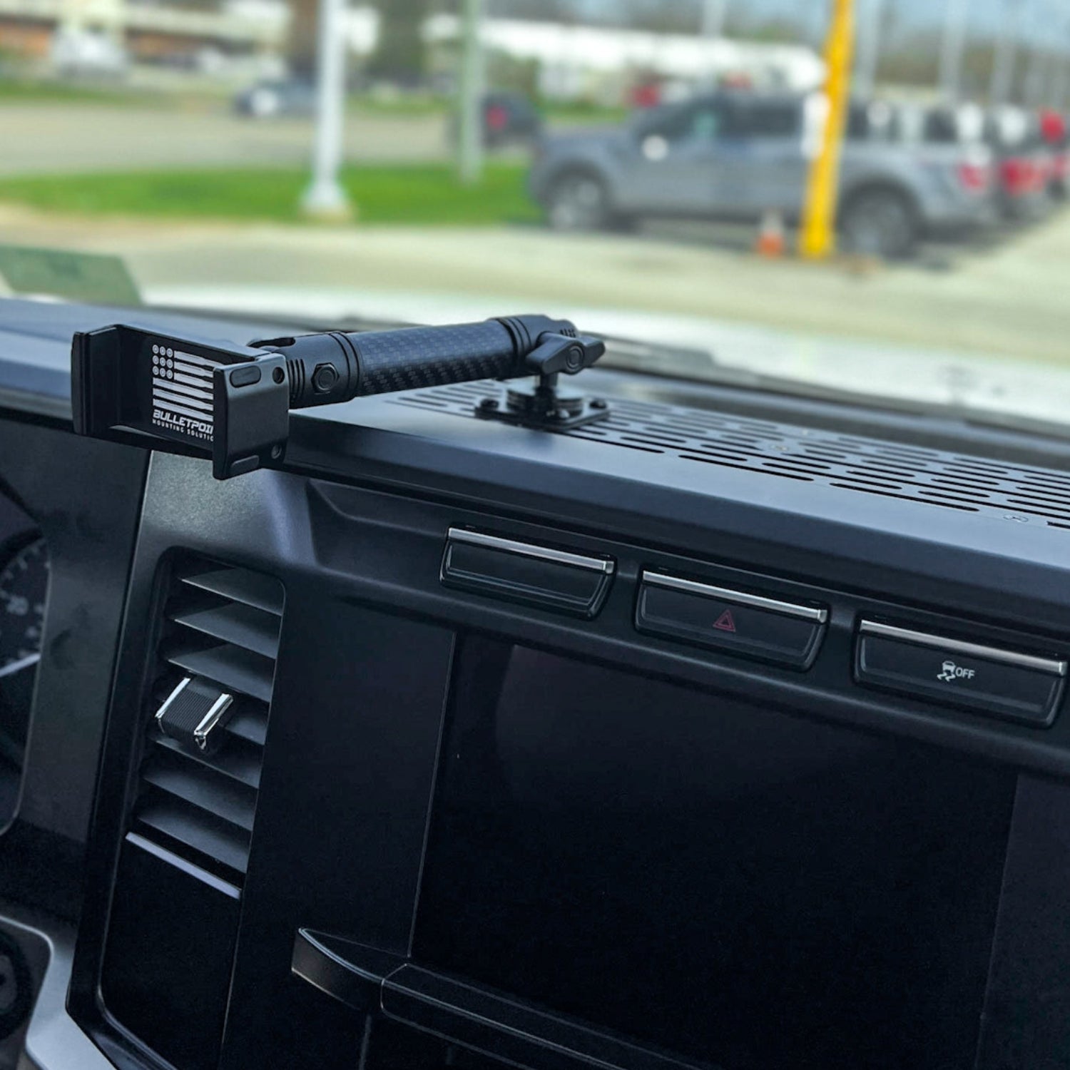 RubiGrid® 2023+ Ford Super Duty Dash Mount Phone + Device Holder