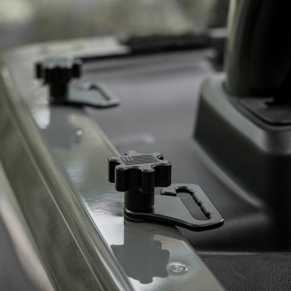 Quick Removal CNC Aluminum Hardtop Bolts with Tie-Down Anchors for 2007-current Jeep Wrangler JL &amp; Wrangler JK